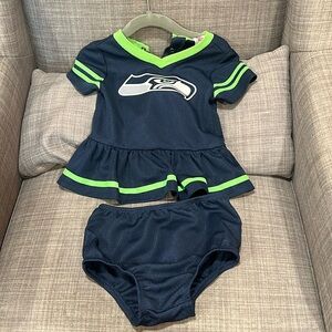 Seahawks baby outfit NFL Team 6-12m